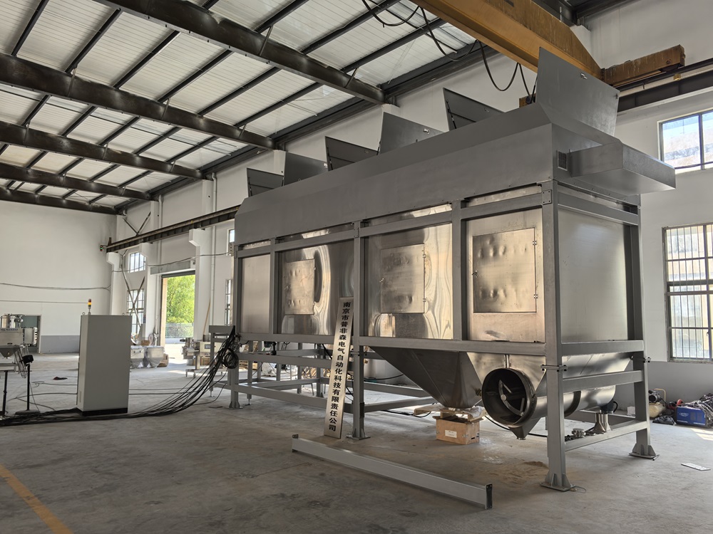 全自动吨袋拆包机助力化工、锂电、新质料等行业粉体物料拆包投料作_真空上料机-金沙8087